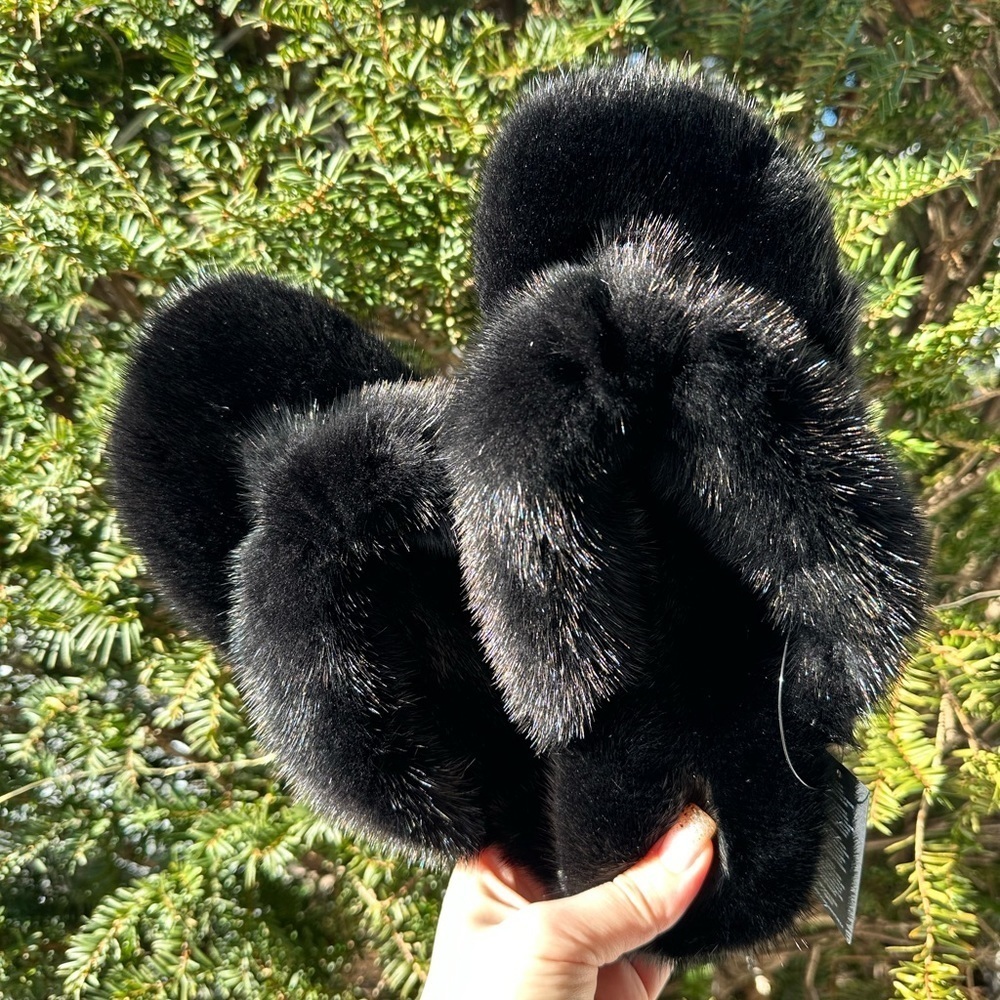 SAINT LAURENT
Bleach Flat Sandals - Picture 3 of 6